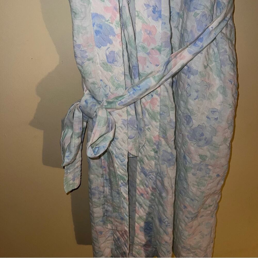 VNTG MISS ELAINE floral lightweight robe OS - Picture 3 of 6